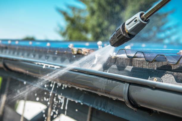 Best Pressure Washing Contractors  in Manchester, NH